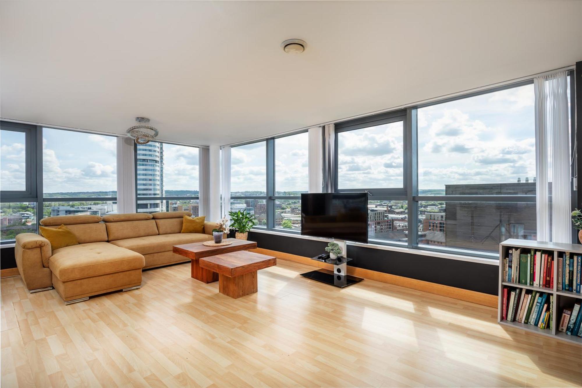 Large Central Penthouse In Leeds ليدز المظهر الخارجي الصورة