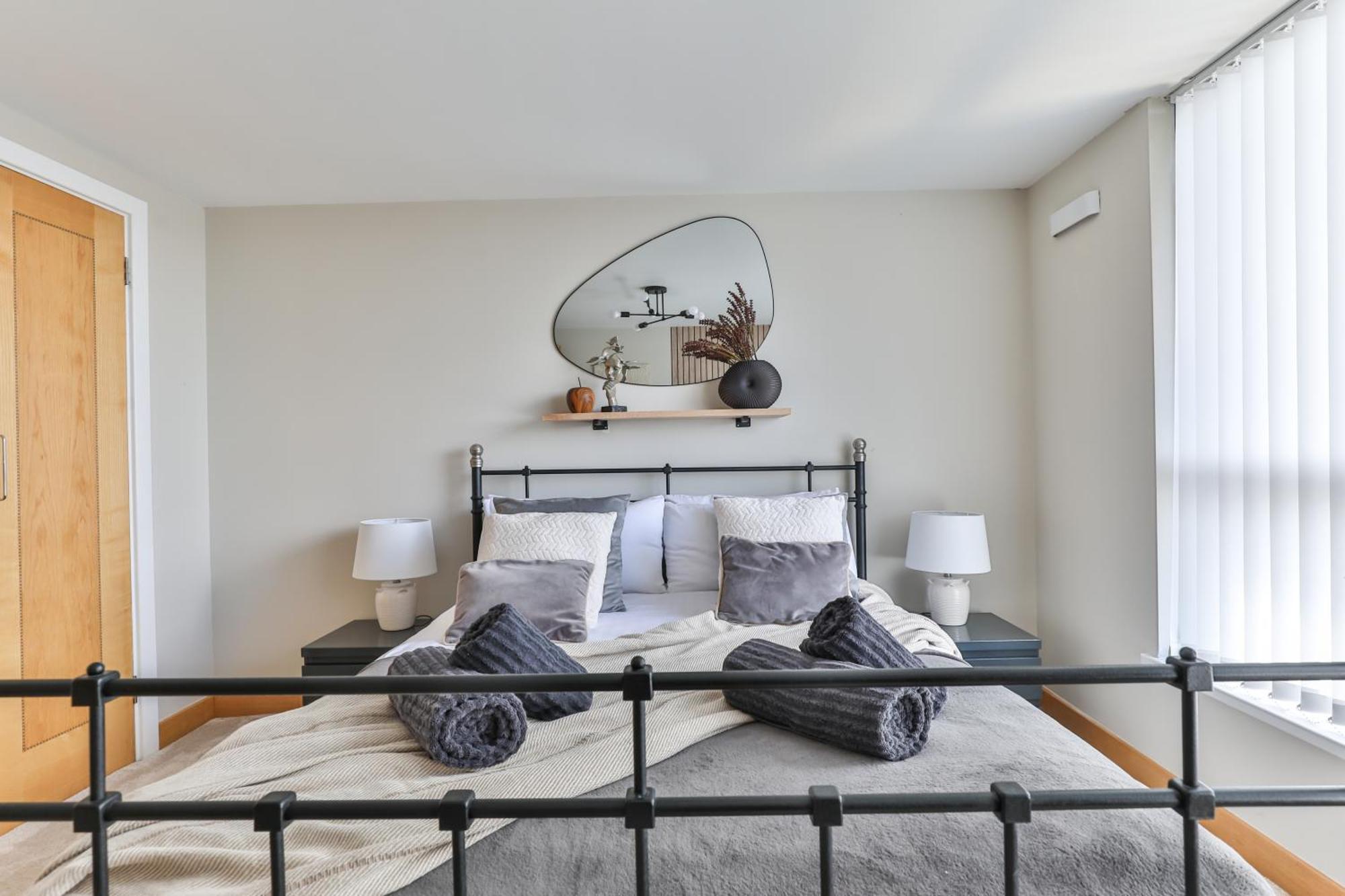 Large Central Penthouse In Leeds ليدز المظهر الخارجي الصورة