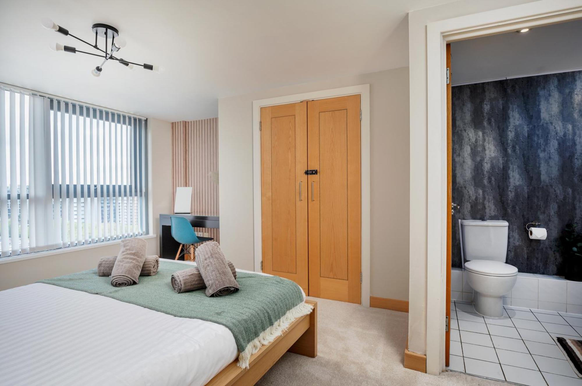 Large Central Penthouse In Leeds ليدز المظهر الخارجي الصورة