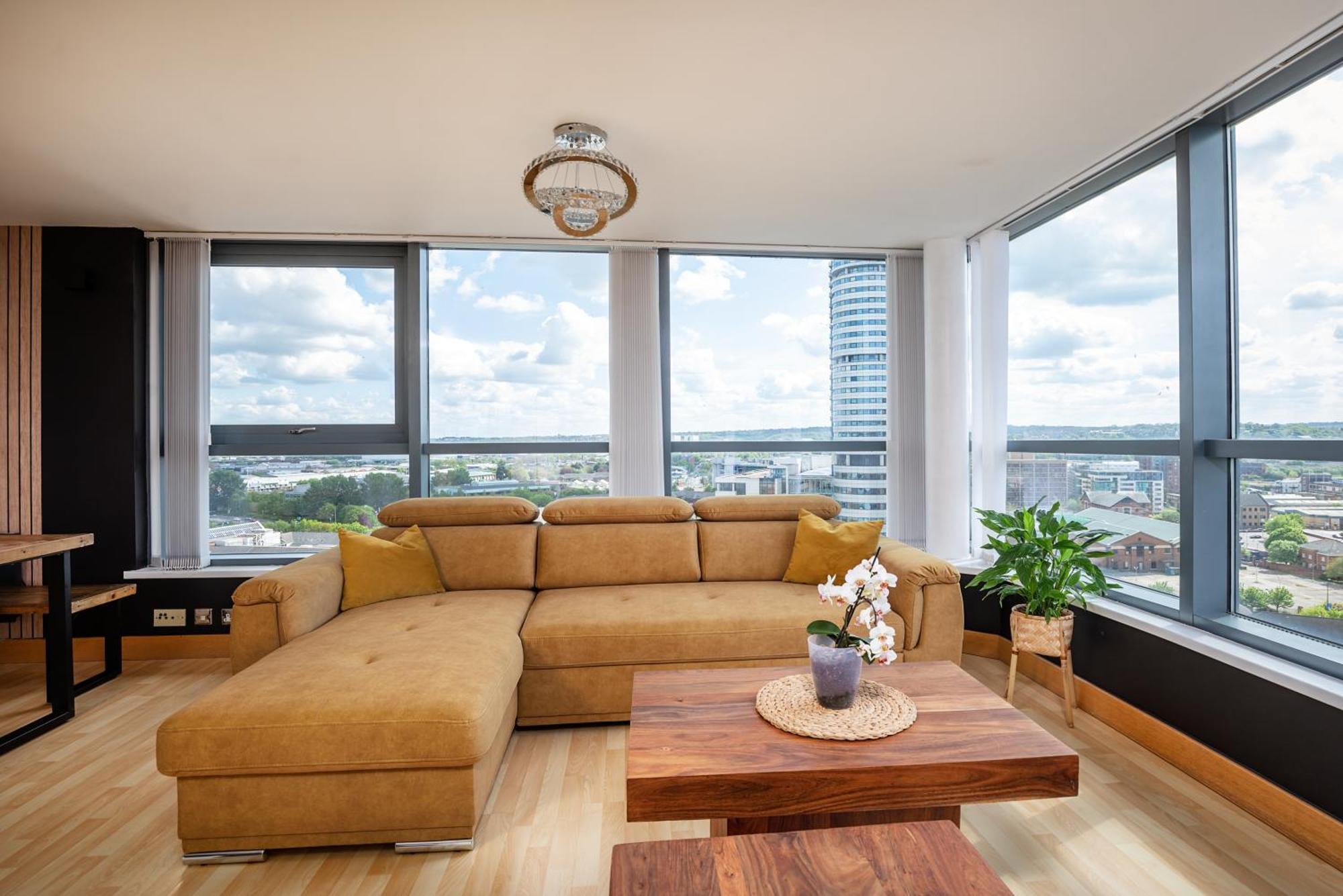 Large Central Penthouse In Leeds ليدز المظهر الخارجي الصورة