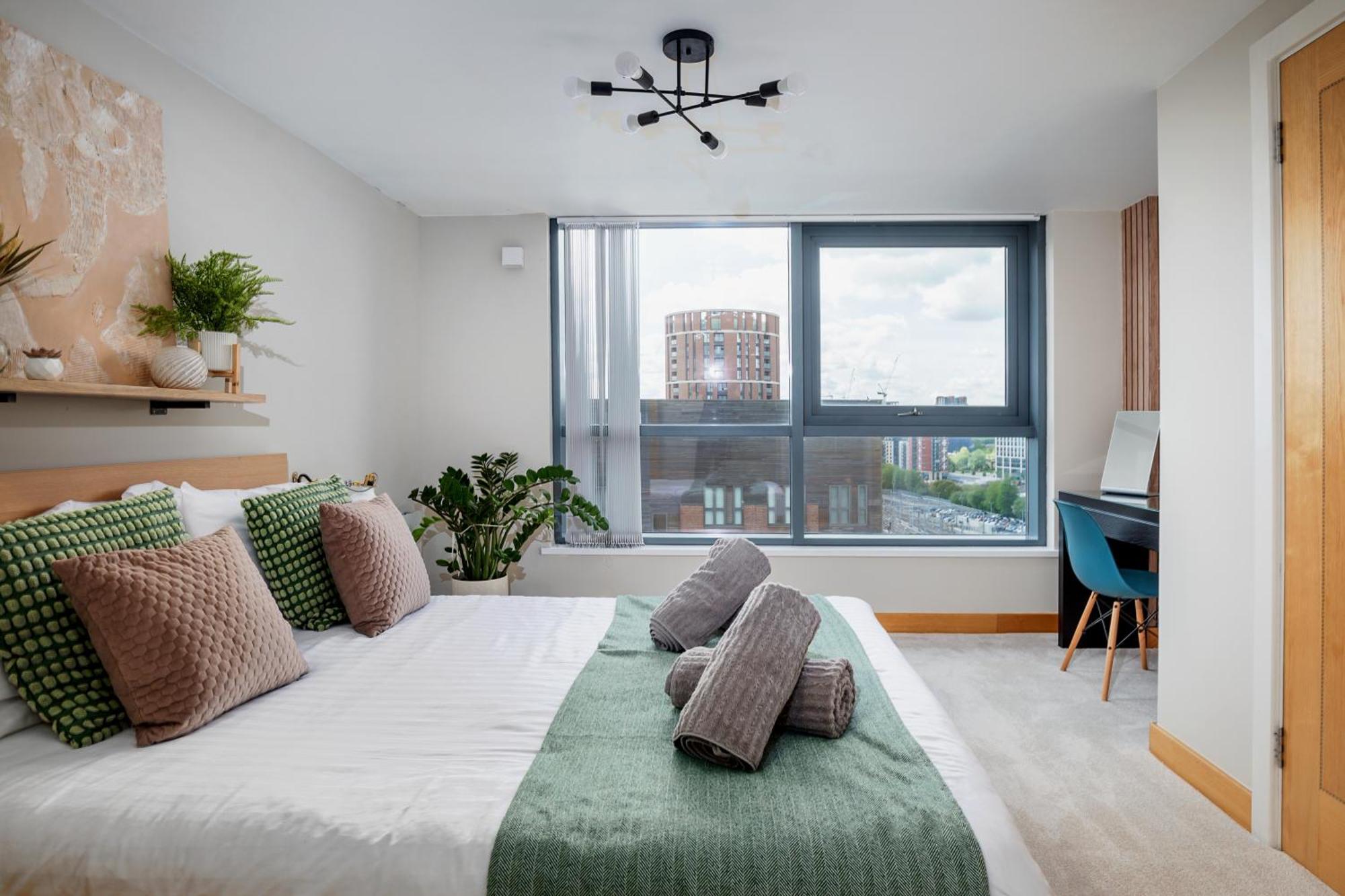 Large Central Penthouse In Leeds ليدز المظهر الخارجي الصورة