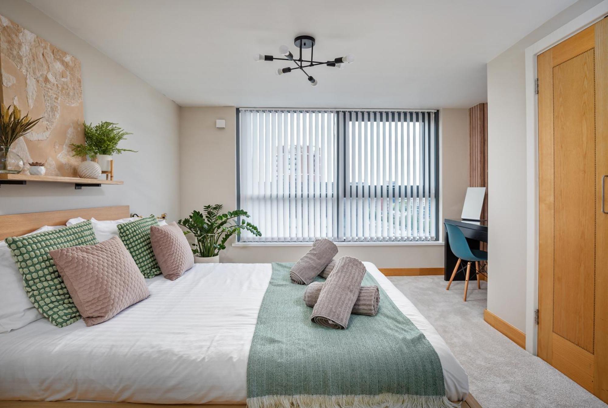 Large Central Penthouse In Leeds ليدز المظهر الخارجي الصورة